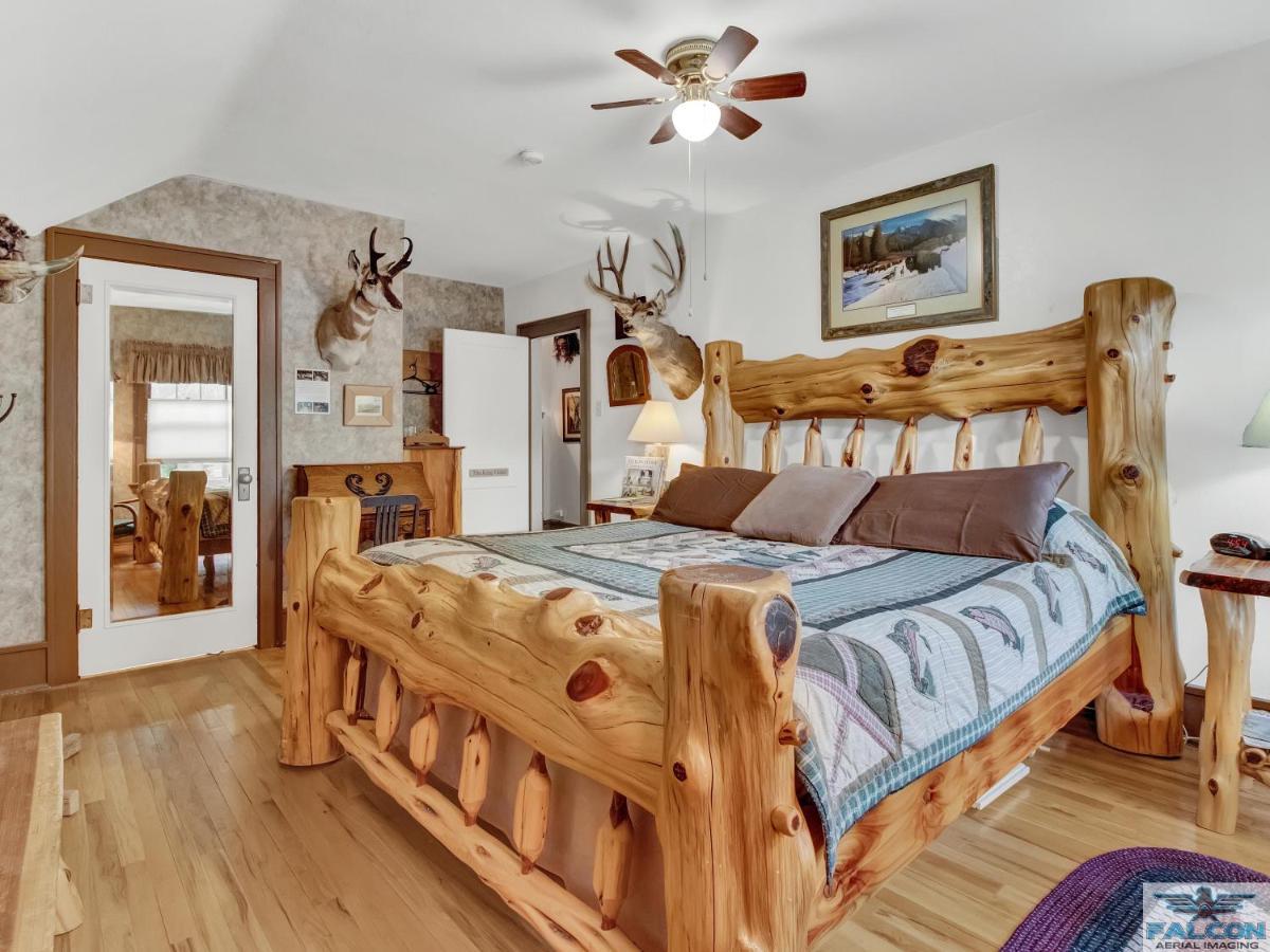 Robins Nest Bed & Breakfast Cody Exterior foto